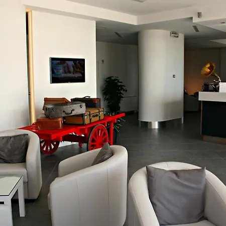 Castelmartini Wellness & Business 3* Larciano