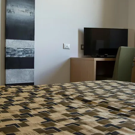 Hotel Castelmartini Wellness & Business 3*