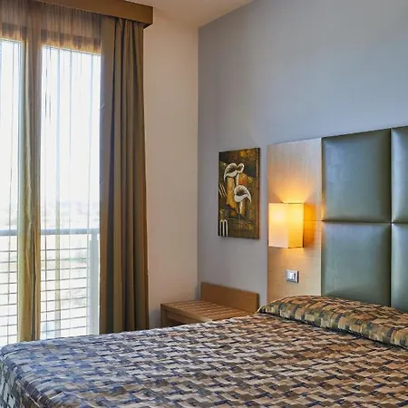 Szálloda Castelmartini Wellness & Business 3*