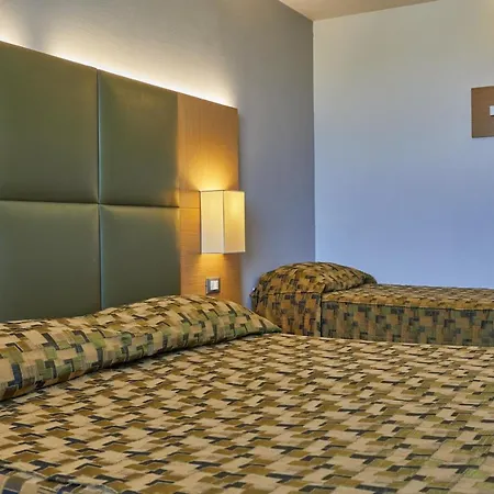 Castelmartini Wellness & Business Szálloda Larciano