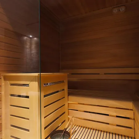 Castelmartini Wellness & Business Hotel 3*