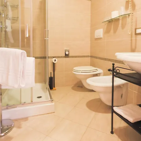 Hotel Castelmartini Wellness & Business