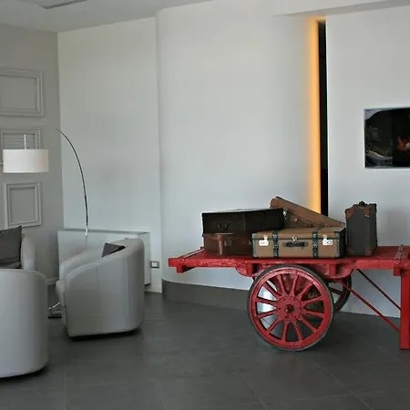Szálloda Castelmartini Wellness & Business 3*