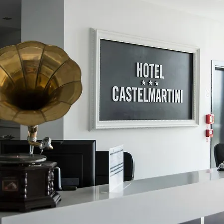 Castelmartini Wellness & Business Szálloda