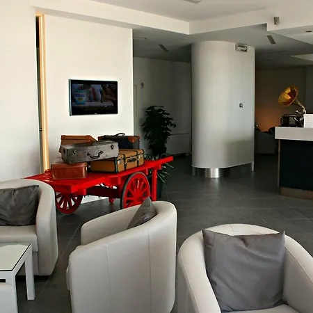Castelmartini Wellness & Business 3* Larciano