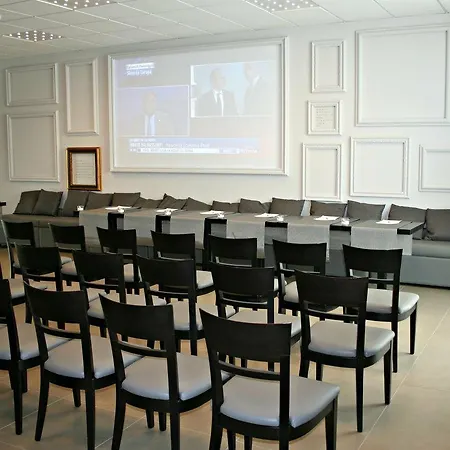 Castelmartini Wellness & Business 3*